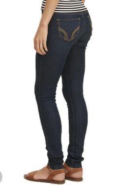 HOLLISTER Women Dark Wash Stretch Mid to low Rise Jeggings | 11R - 30/29